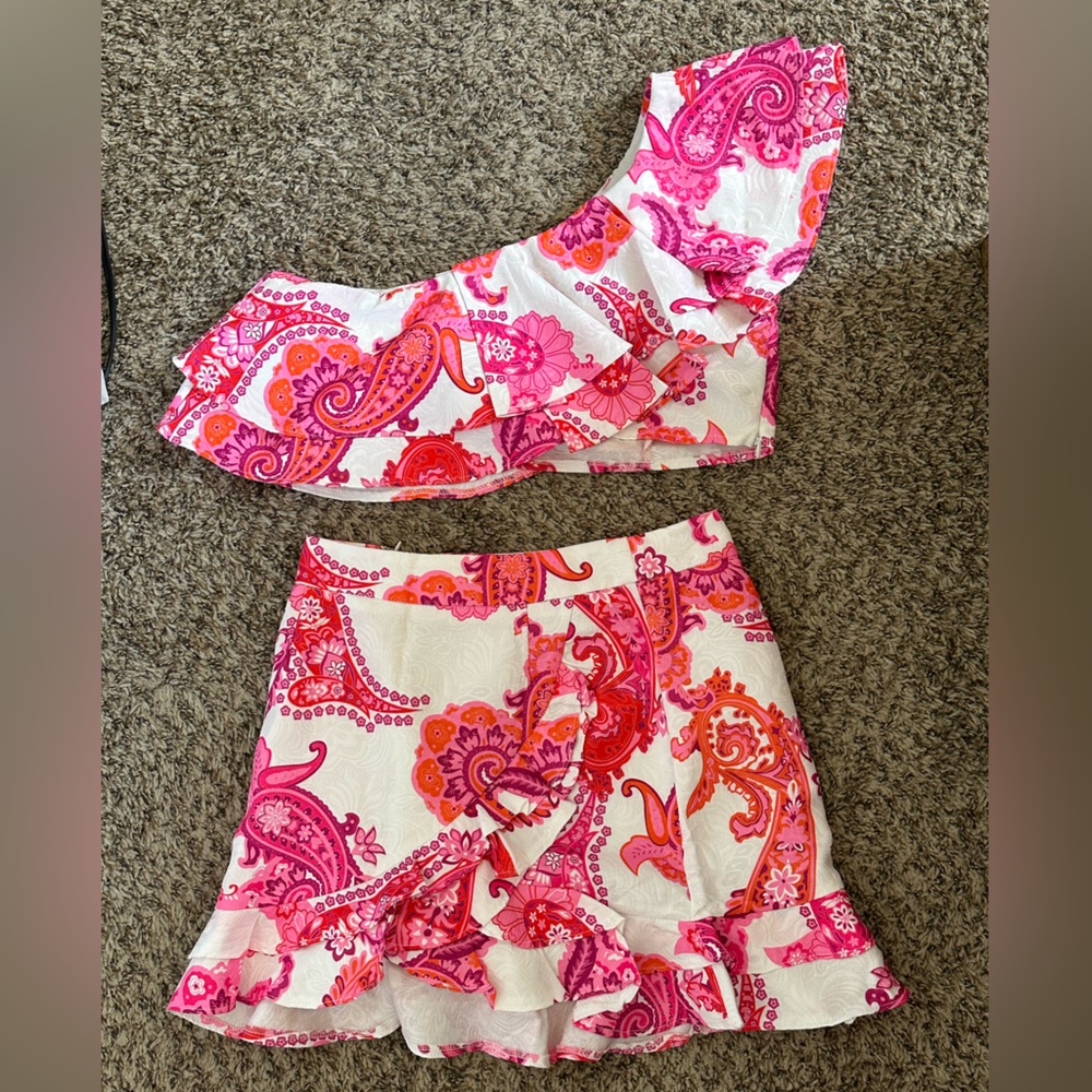 Two piece outfit!